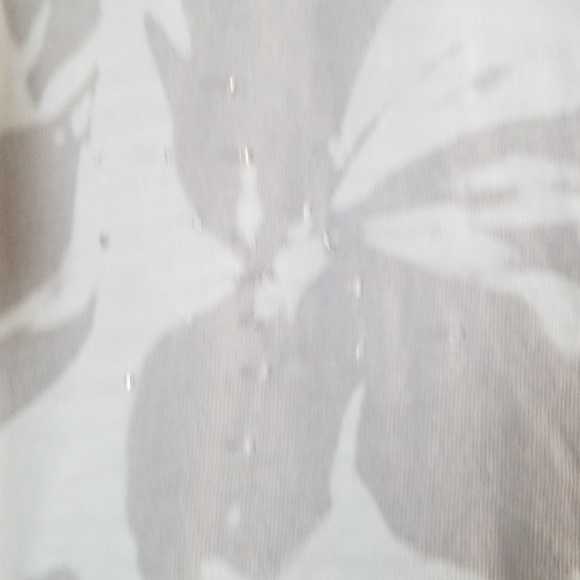 Top - Picture 2 of 3